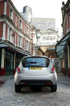 Chrysler Ypsilon - 16