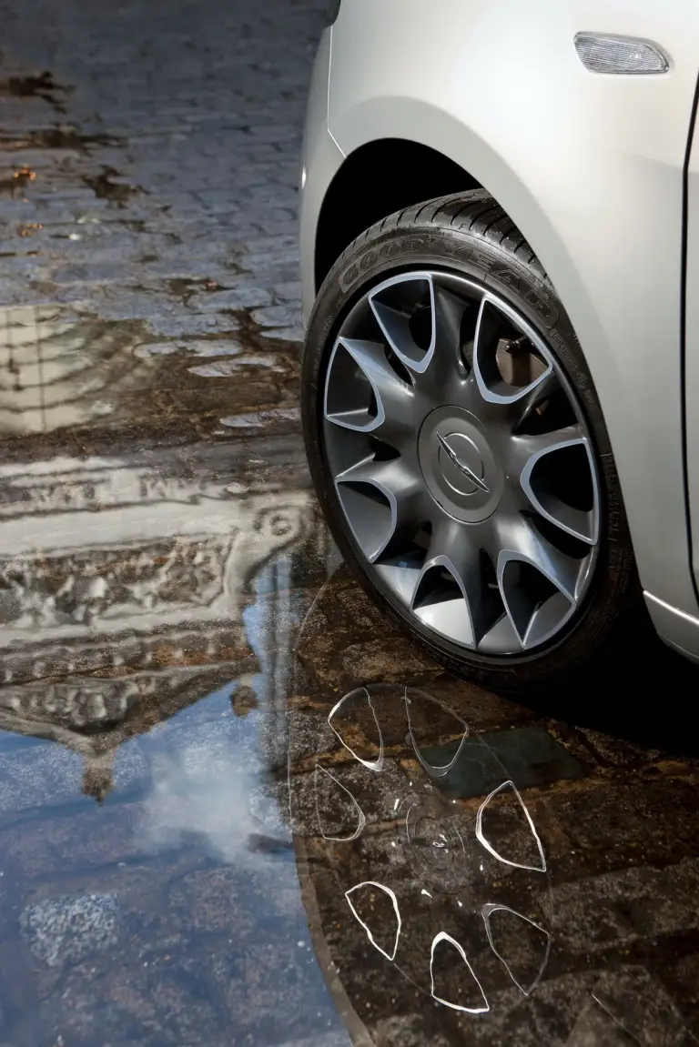 Chrysler Ypsilon - 17