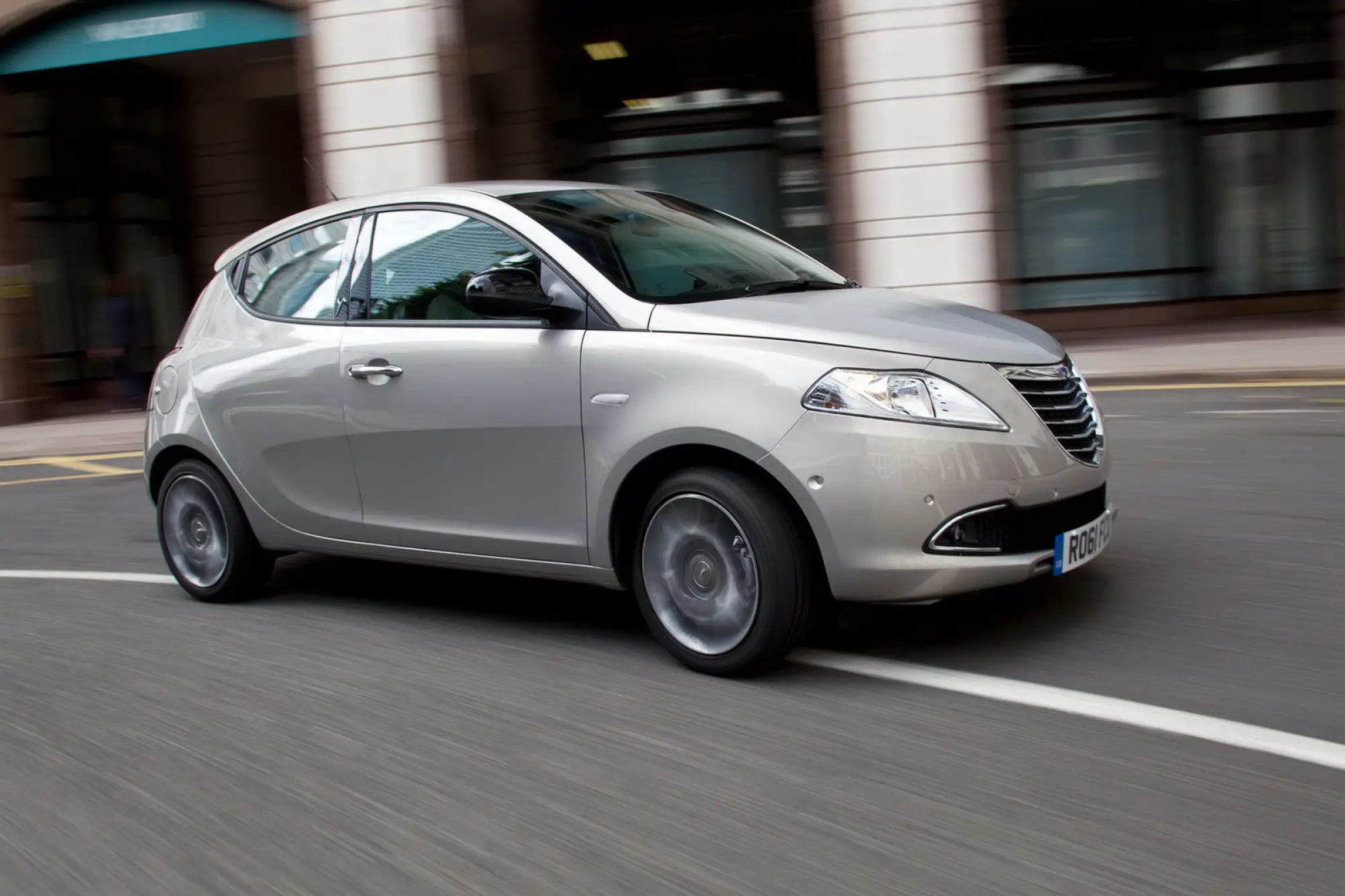 Chrysler Ypsilon - 21