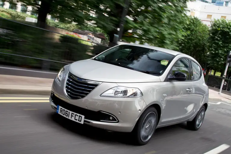 Chrysler Ypsilon - 26