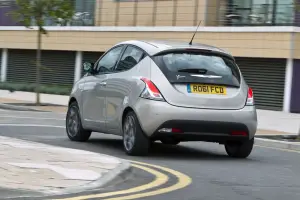 Chrysler Ypsilon - 29