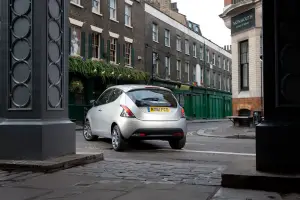 Chrysler Ypsilon - 39