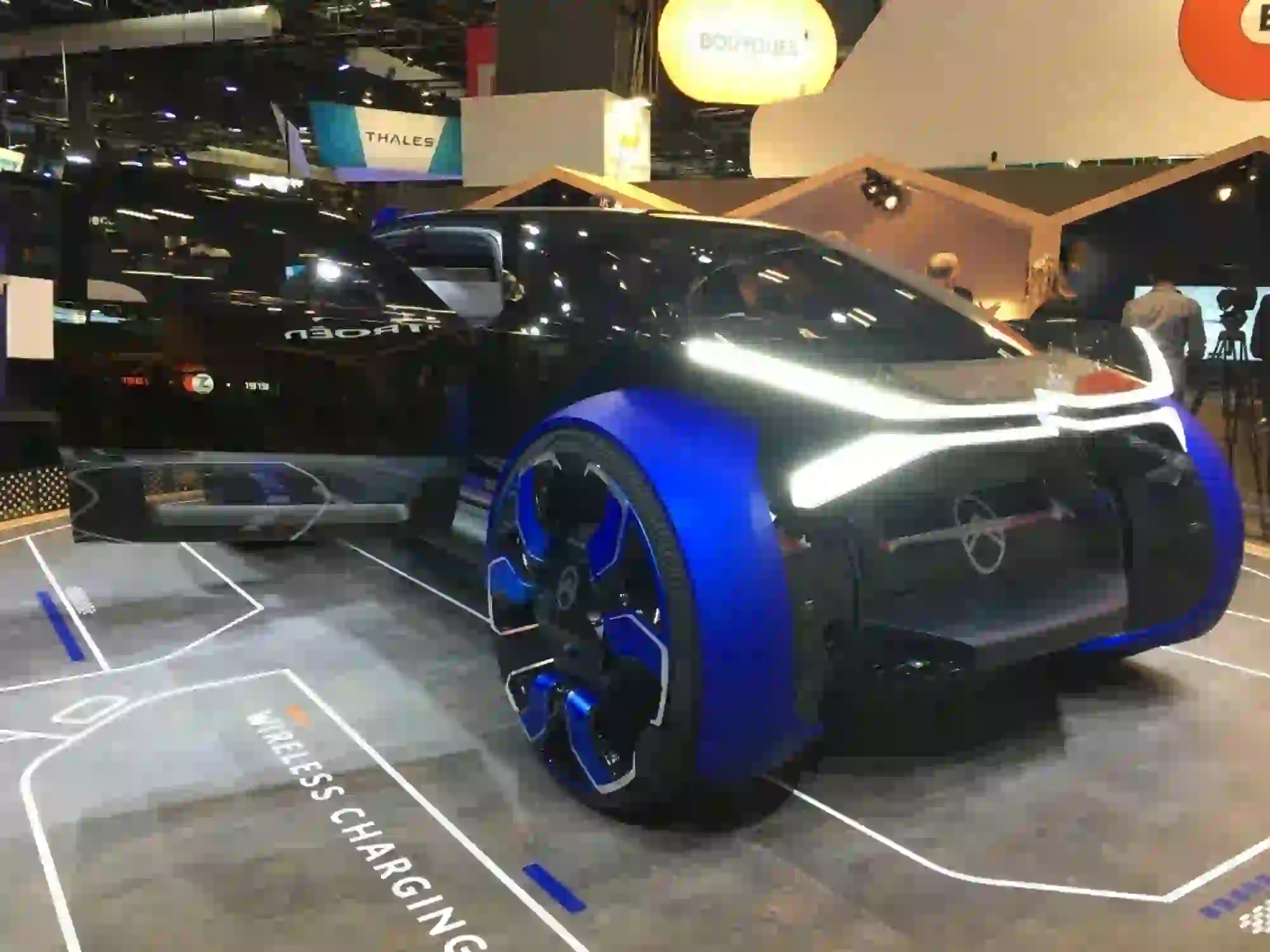 Citroen 19_19 Concept - Foto Live Parigi - 3