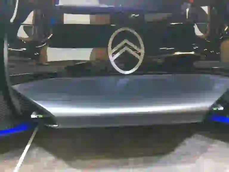 Citroen 19_19 Concept - Foto Live Parigi - 26