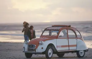 Citroen 2CV 32 anni - Foto