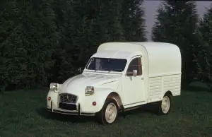 Citroen 2CV - storica da 70 anni