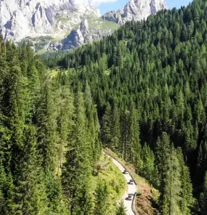 Citroen Ami flotta Hotel Bladen di Sappada - Foto