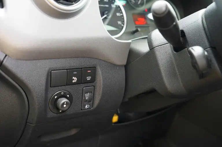 Citroën Berlingo BlueHDi 120 CV - Prova su strada 2015 - 15