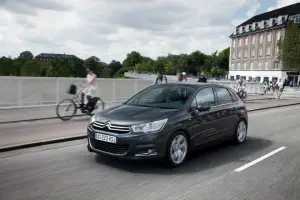 Citroen C4 2011 (2)