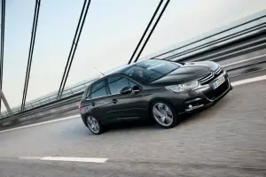 Citroen C4 2011 (2)