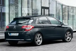 Citroen C4 2011 (2)