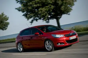 Citroen C4 2011 (2)