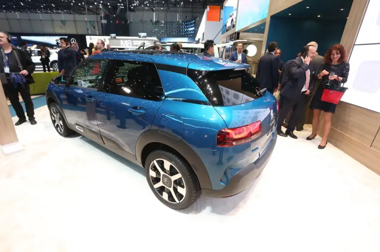 Citroen C4 Cactus (foto live) - Salone di Ginevra 2018 - 4