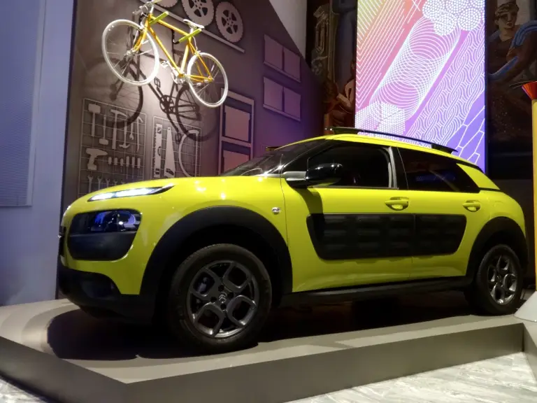 Citroen C4 Cactus -Milano Design Week 2015 - 2