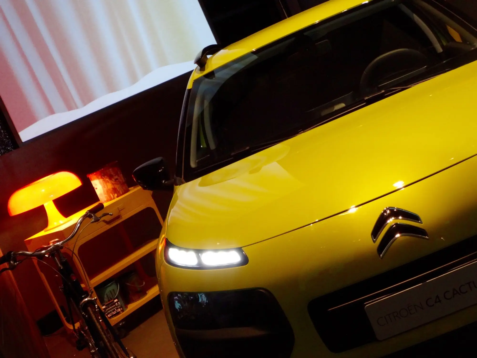 Citroen C4 Cactus -Milano Design Week 2015 - 5