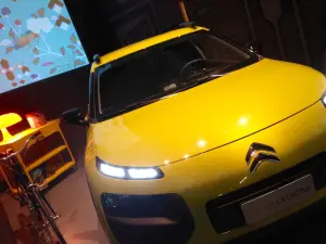 Citroen C4 Cactus -Milano Design Week 2015 - 9