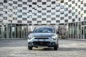 Citroen C4 elettrica - Prova su strada Arese