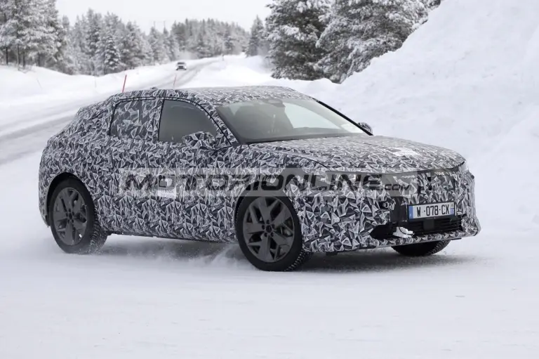 Citroen C4  - Foto spia 21-2-2020 - 5