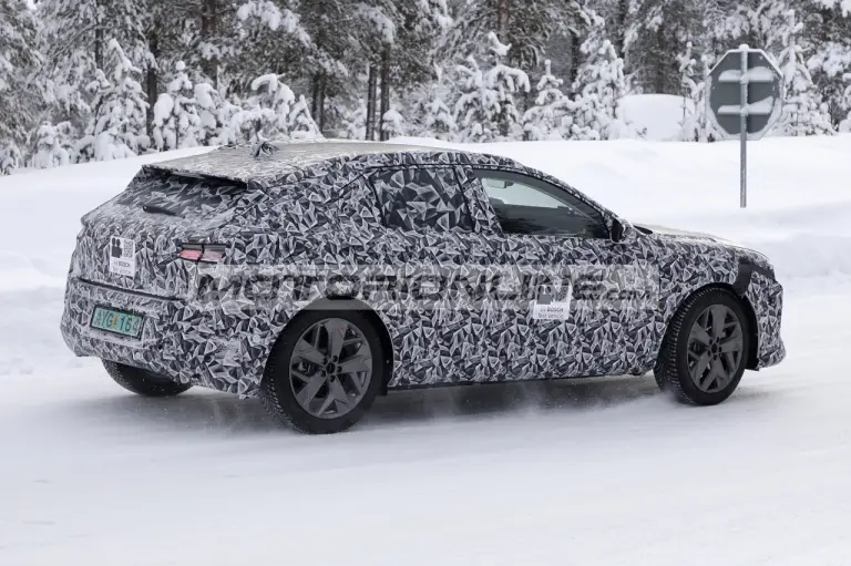 Citroen C4  - Foto spia 21-2-2020 - 9