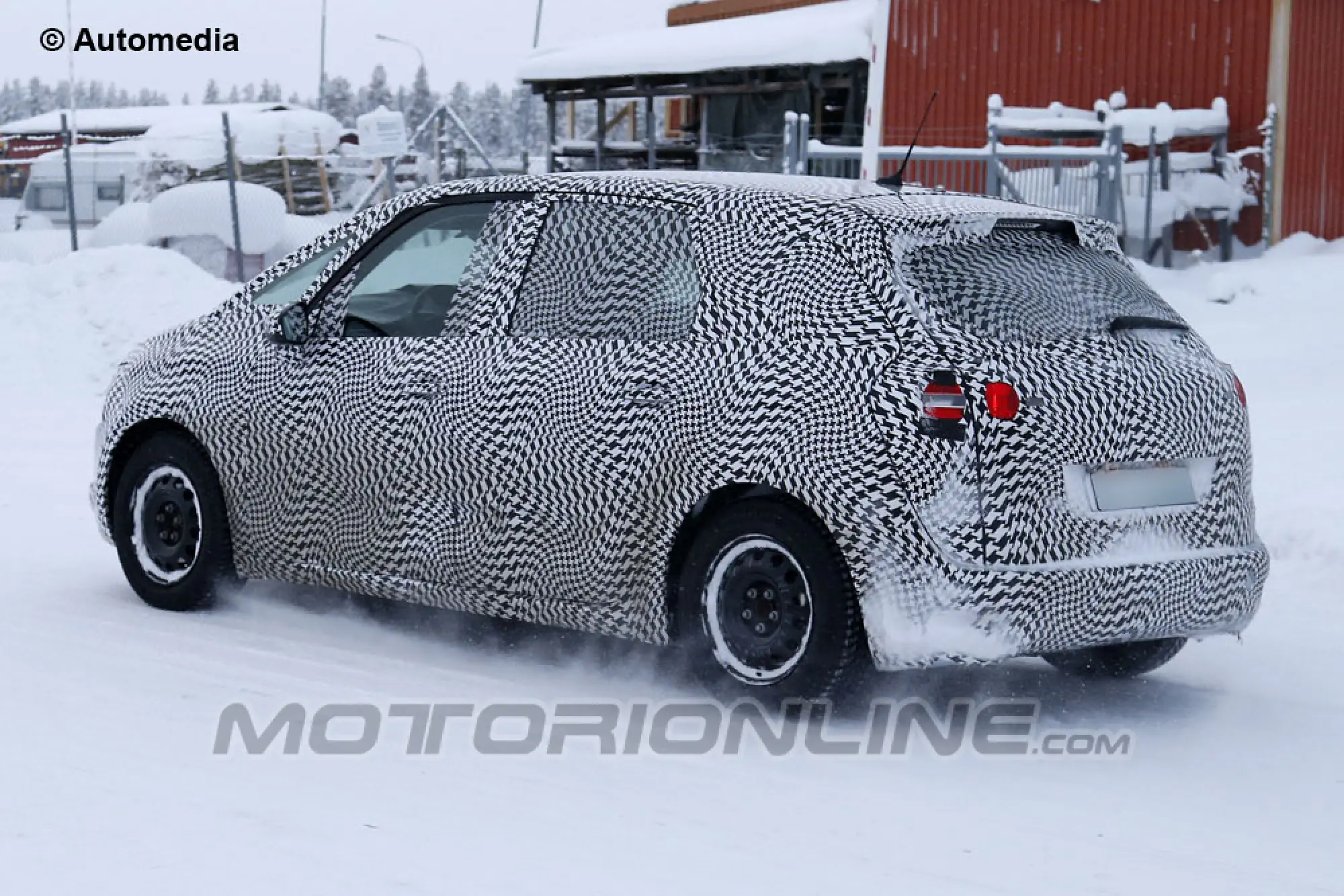 Citroen C4 Picasso 2014 - Foto spia 31-01-2013 - 4