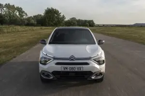 Citroen C4 X ed e-C4 X - Foto