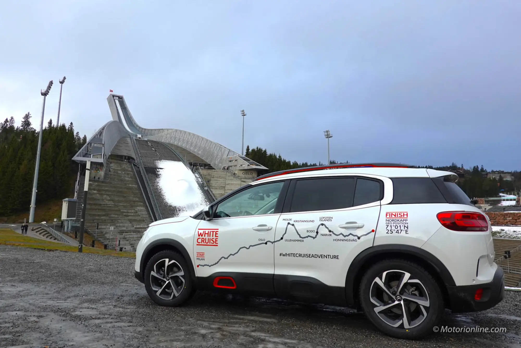 Citroen C5 Aircross White Cruise Adventure - 23