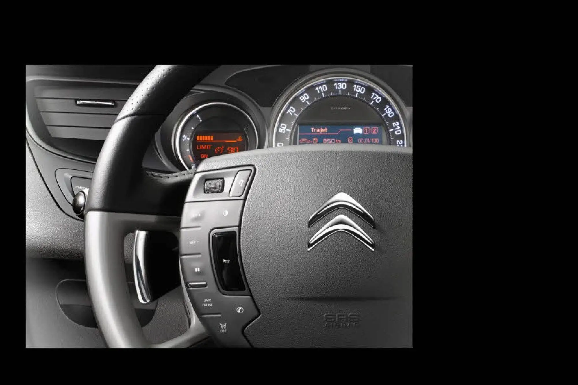 Citroen C5 facelift 2013 - 10