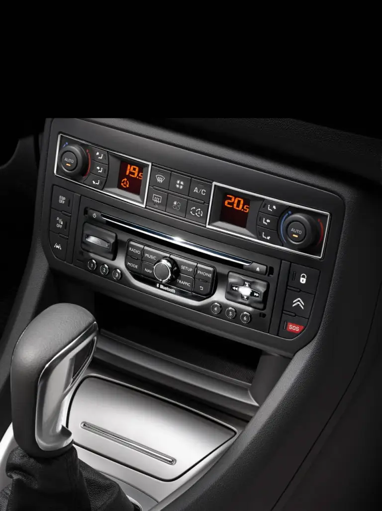 Citroen C5 facelift 2013 - 13