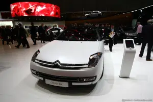 Citroen C6 Noir et Blanc ginevra 2011