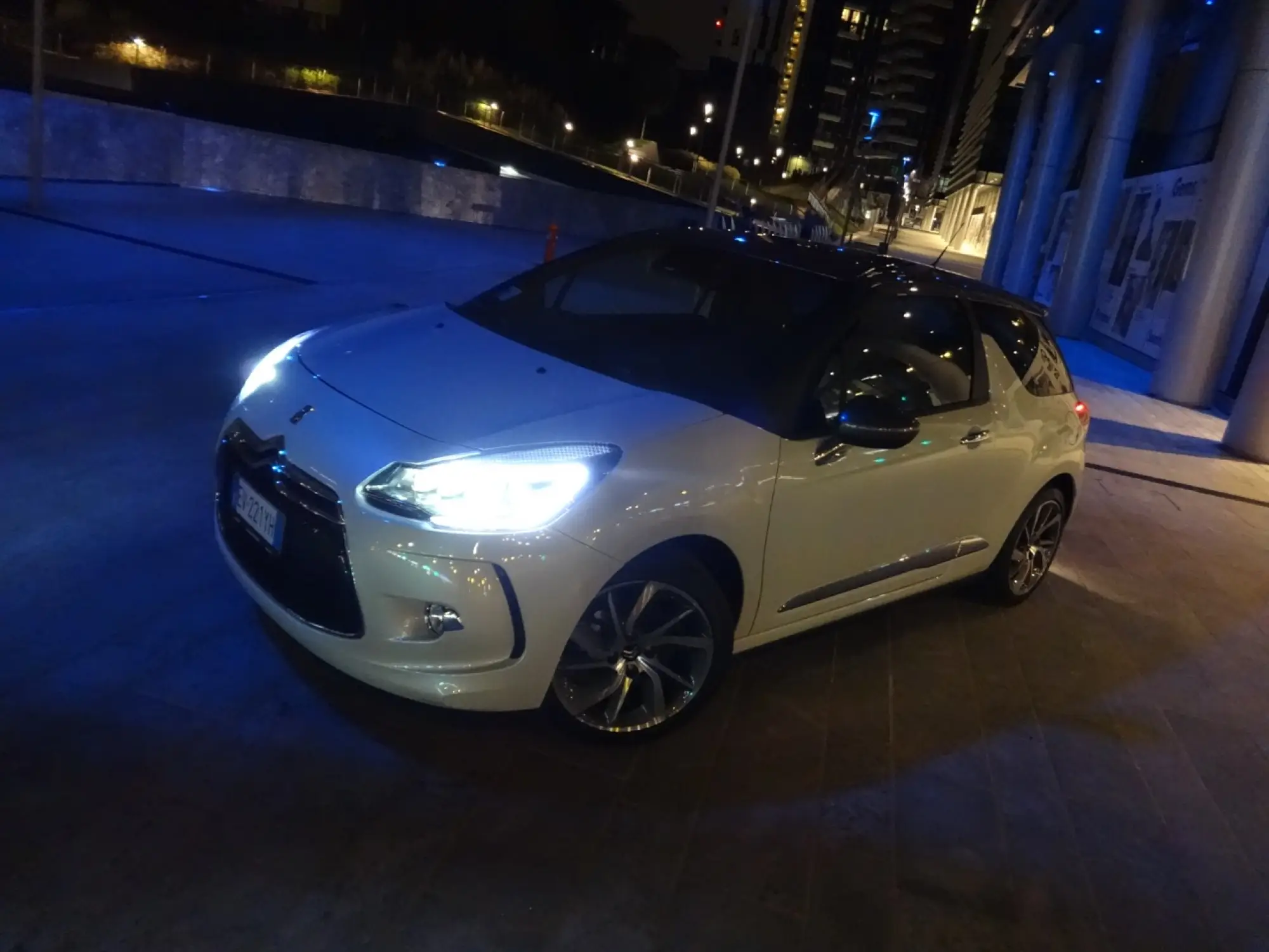 Citroen DS3 Xeno Full LED - 11