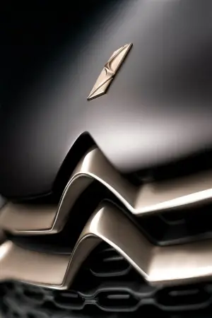 Citroen DS4 Purple concept car - Salone di Ginevra 2011