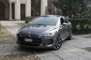 Citroen DS5 - Test Drive 2012