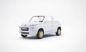 Citroen E-MEHARI styled by Courreges