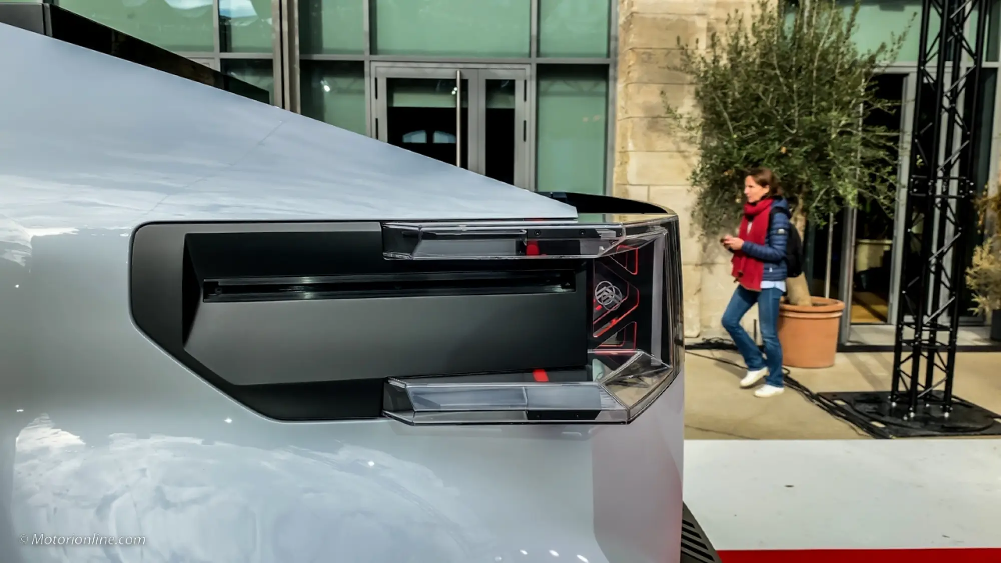 Citroen Oli Concept - Presentazione a Parigi - 17