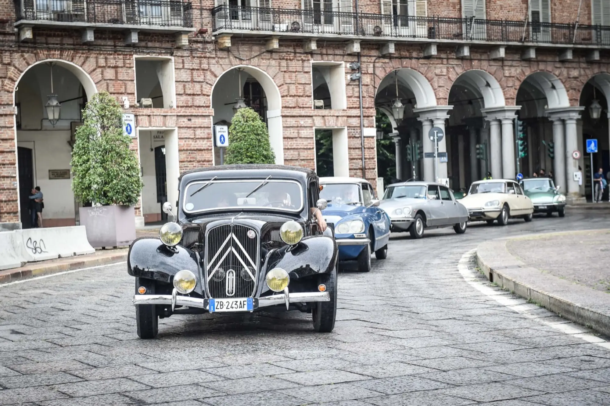 Citroen - raduno 100 Citroen per 100 anni  - 10