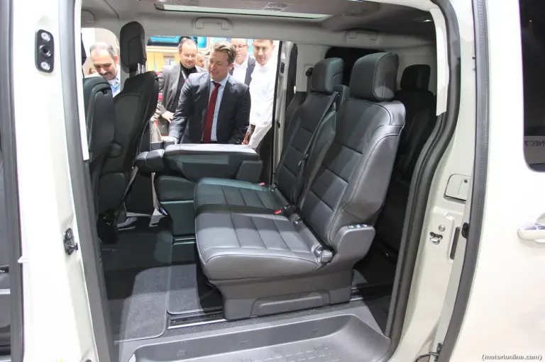 Citroen Space Tourer - Salone di Ginevra 2016 - 10