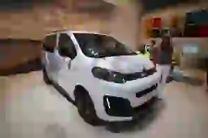 Citroen SpaceTourer 4x4 E Concept Foto Live - Salone di Ginevra 2017