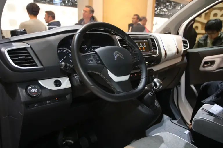 Citroen SpaceTourer 4x4 Electric Concept - Salone di Ginevra 2017 - 8