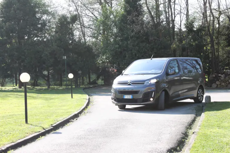 Citroen SpaceTourer prova su strada 2017 - 38