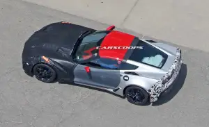 Corvette ZR1 foto spia 3 agosto 2016 - 14