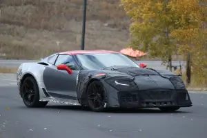 Corvette ZR1 foto spia 3 ottobre 2016 - 18