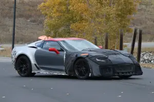 Corvette ZR1 foto spia 3 ottobre 2016 - 19