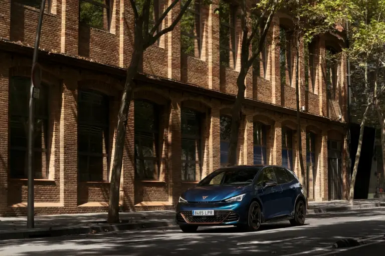 Cupra Born e-Boost - Foto - 8