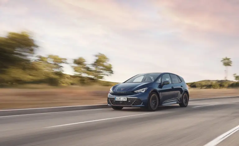 Cupra Born e-Boost - Foto - 10