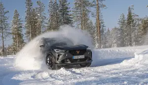 Cupra Formentor VZ5 - Cupra Snow Driving Experience 