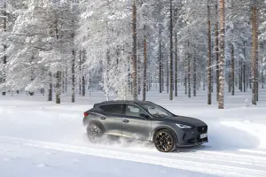Cupra Formentor VZ5 - Cupra Snow Driving Experience 