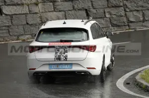 Cupra Leon 2024 - Foto Spia 28-09-2022