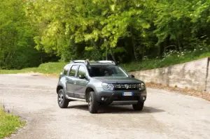 Dacia Duster Brave - prova su strada 2017