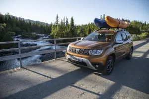 Dacia Duster - Missione kayak in Lapponia