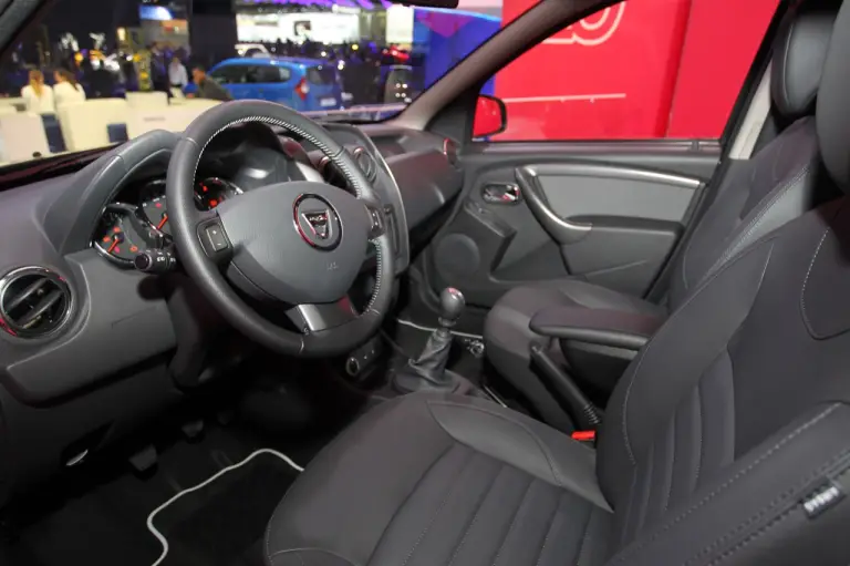 Dacia Duster - Salone di Francoforte 2015 - 6